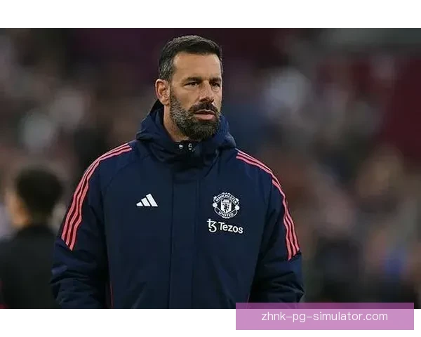 曼联官宣范尼斯特鲁伊回归担任助教昔日神锋重返梦剧场助力球队重建冲击新赛季